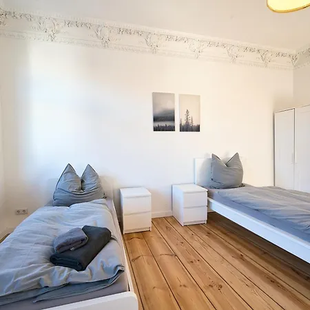 Apartment Silver - 4 Einzelbetten Vollausstattung Modern Neu Saniert Zentral *