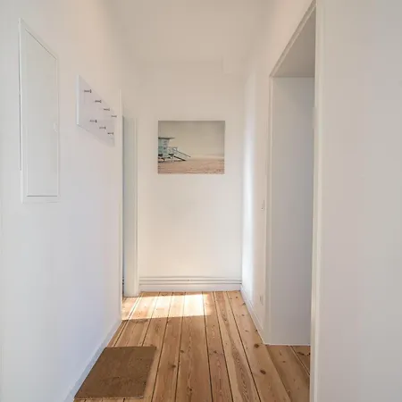 Silver - 4 Einzelbetten Vollausstattung Modern Neu Saniert Zentral * Furstenwalde